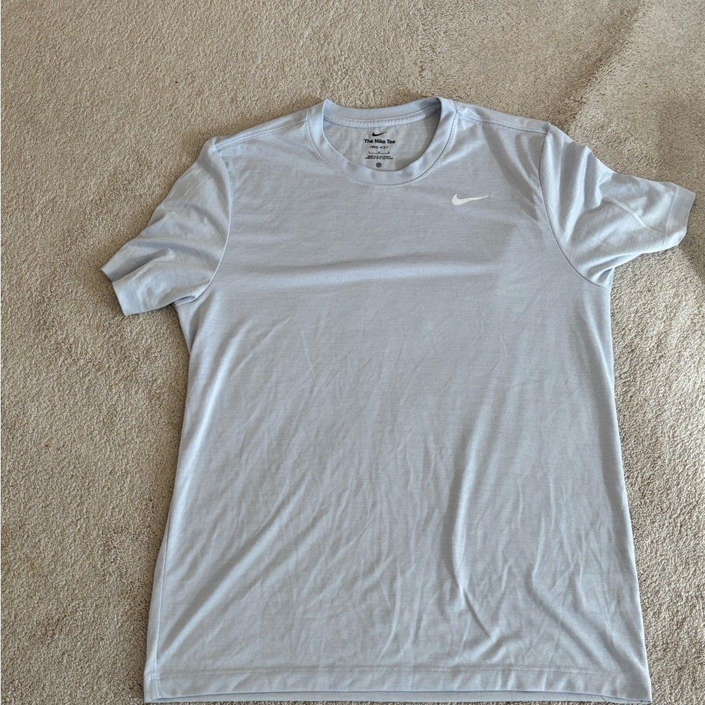 Nike Men's Light Blue T-Shirt